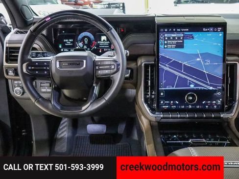 Used 2025 GMC Yukon Denali Ultimate AWD/4WD image 46