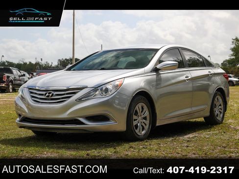Used 2011 Hyundai Sonata GLS image 1