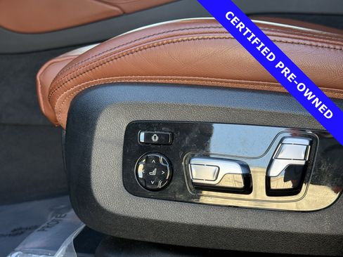 Used 2022 BMW X6 xDrive40i w/ M Sport Package image 22