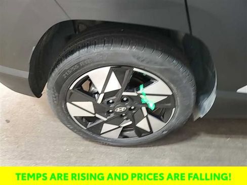 Used 2025 Hyundai Kona SEL image 20