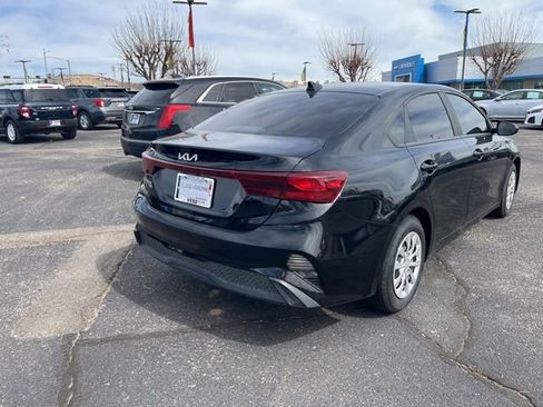 Used 2024 Kia Forte LX image 4