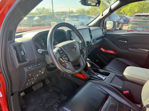 Used 2025 Nissan Frontier PRO-4X w/ Pro Premium Package AWD/4WD image 13