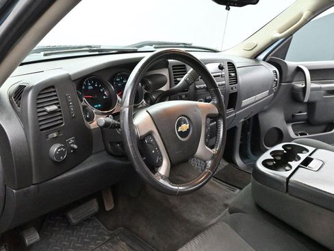 Used 2011 Chevrolet Silverado 1500 LT w/ All-Star Edition AWD/4WD image 12