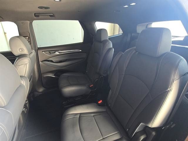Used 2023 Buick Enclave Essence w/ Sport Touring Edition FWD image 21