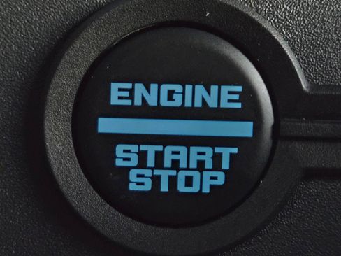 New 2025 Ford Bronco 4-Door AWD/4WD image 21