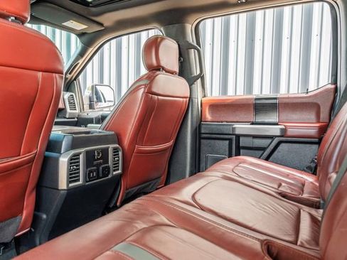 Used 2018 Ford F150 Platinum w/ Equipment Group 701A Luxury image 37