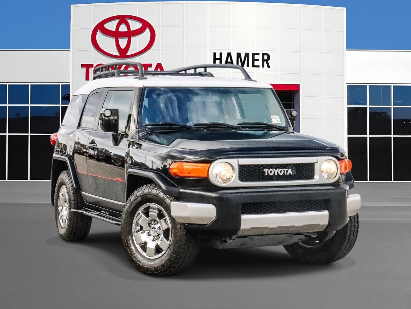Used 2009 Toyota FJ Cruiser 2WD w/ Upgrade Pkg 2 image 1