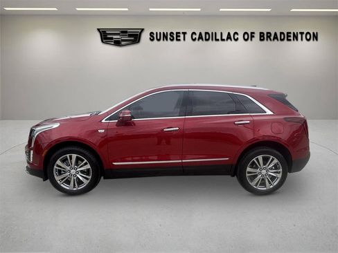 Certified 2024 Cadillac XT5 Premium Luxury FWD image 2