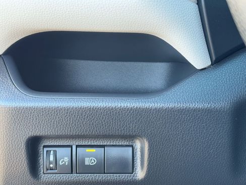 Certified 2025 Toyota RAV4 XLE image 29