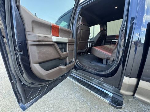 Used 2022 Ford F350 King Ranch w/ Chrome Package AWD/4WD image 19