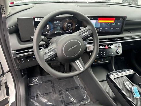 New 2026 Hyundai Tucson SEL image 17