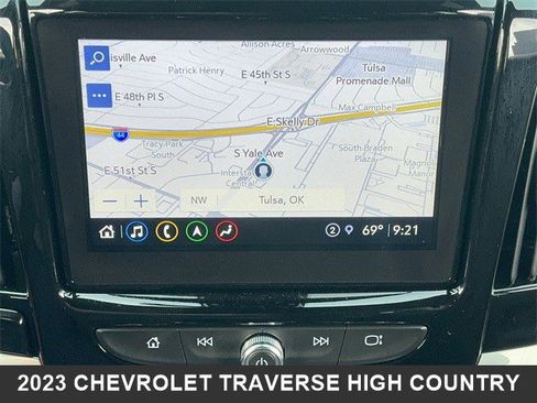 Used 2023 Chevrolet Traverse High Country image 22