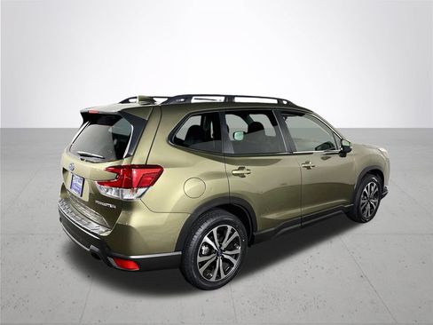 Certified 2023 Subaru Forester Limited AWD/4WD image 7