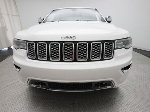 Used 2018 Jeep Grand Cherokee Overland AWD/4WD image 22