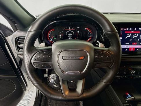 Used 2025 Dodge Durango GT w/ Blacktop Package image 11