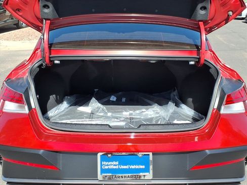 Certified 2025 Hyundai Elantra Limited image 11