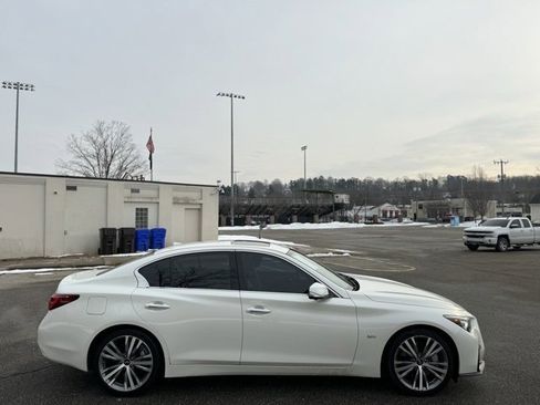 Used 2019 INFINITI Q50 Sport w/ Proactive Package image 4