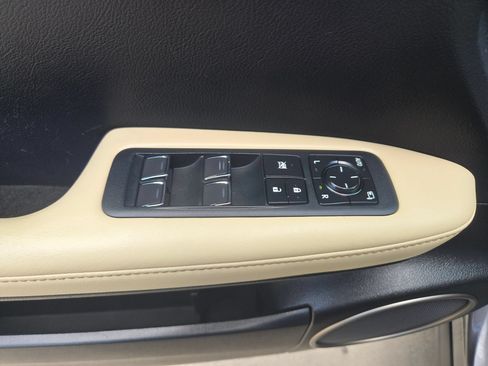 Used 2022 Lexus RX 350L FWD w/ Premium Package image 13