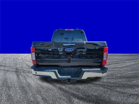 Certified 2022 Ford F250 Lariat w/ Lariat Value Package image 5