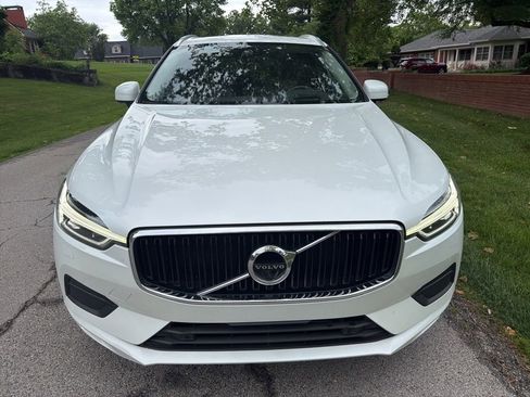 Used 2019 Volvo XC60 T5 Momentum w/ Protection Package Premier AWD/4WD image 6