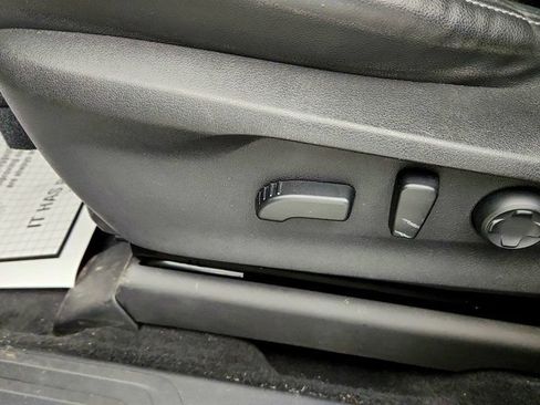Used 2023 Subaru Ascent Touring AWD/4WD image 11