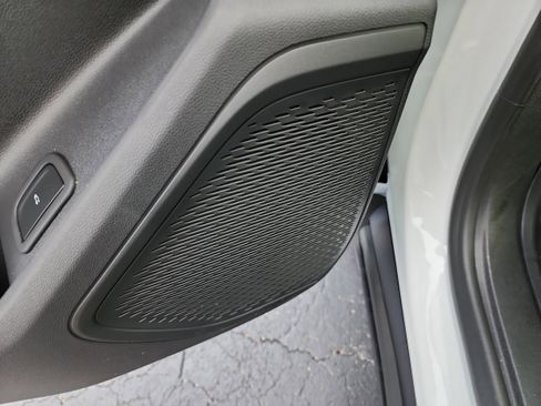 New 2026 Chevrolet Traverse LT w/ Midnight/Sport Edition image 17