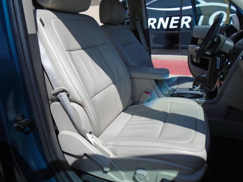 Used 2011 Ford Flex SEL w/ Rapid Spec Order Code FWD image 14