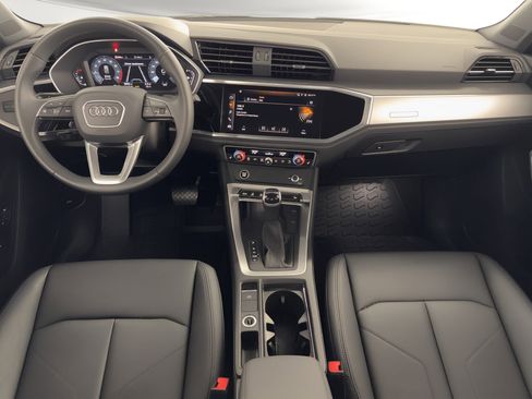 Certified 2025 Audi Q3 2.0T Premium w/ Convenience Package image 19