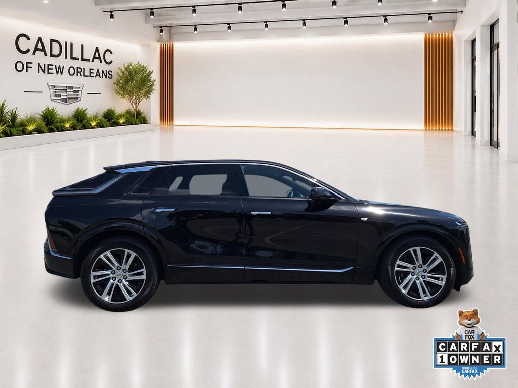Certified 2024 Cadillac Lyriq Tech w/ Driver Assist Package AWD/4WD image 2