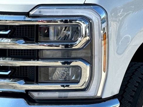 New 2026 Ford F250 Lariat w/ Lariat Premium Package AWD/4WD image 4
