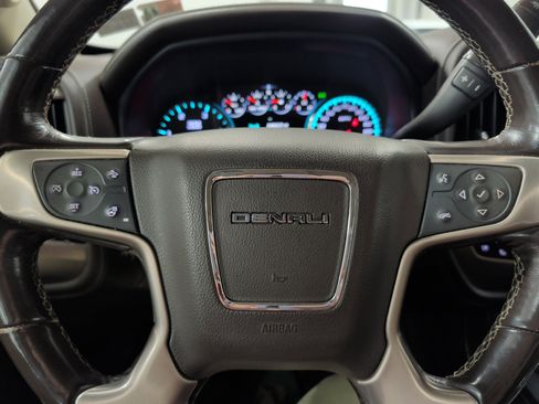 Used 2018 GMC Sierra 2500 Denali w/ Duramax Plus Package image 10