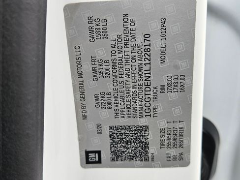 Used 2020 Chevrolet Colorado Z71 AWD/4WD image 34