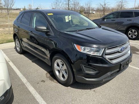 Used 2017 Ford Edge SE image 5