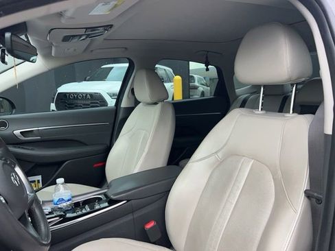Used 2020 Hyundai Sonata Limited FWD image 14