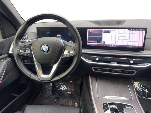 Used 2024 BMW X5 xDrive40i w/ Parking Assistance Package AWD/4WD image 54