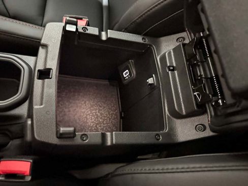 New 2026 Jeep Wrangler Unlimited Rubicon image 33