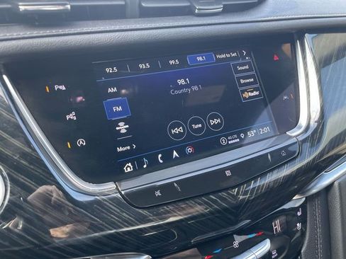 Used 2021 Cadillac XT6 Premium Luxury image 18