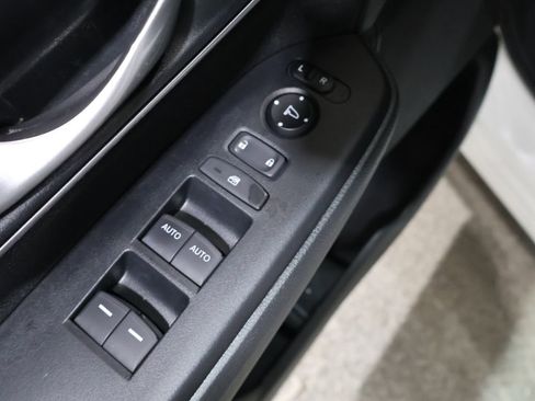 Used 2018 Honda CR-V EX image 13