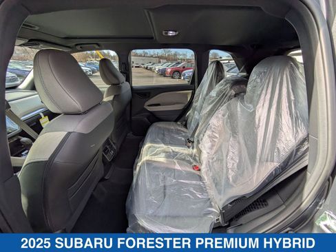 Certified 2025 Subaru Forester Premium AWD/4WD image 30