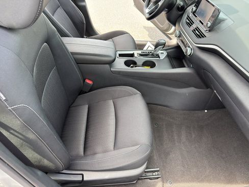 Used 2022 Nissan Altima 2.5 S FWD image 26