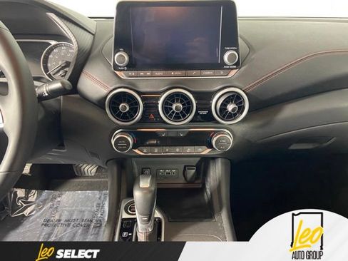 Used 2025 Nissan Sentra SR FWD image 15