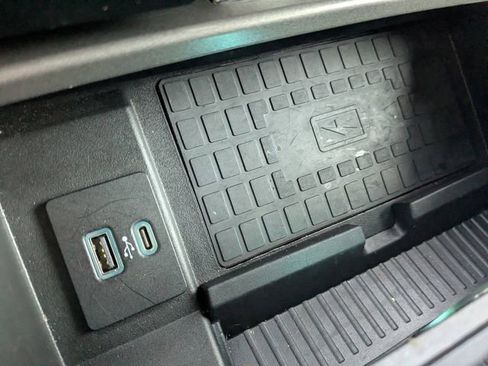 Used 2020 Ford Expedition XLT w/ Equipment Group 202A image 30