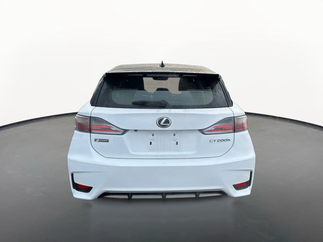 Used 2017 Lexus CT 200h w/ Navigation System Package FWD image 4