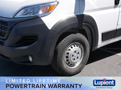 Used 2025 RAM ProMaster 2500 w/ Convenience Group FWD image 30