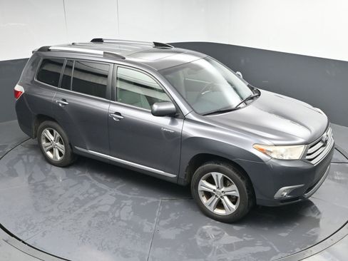 Used 2013 Toyota Highlander Limited image 34