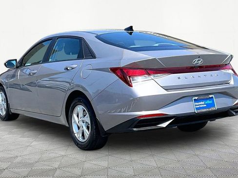 Certified 2023 Hyundai Elantra SE FWD image 6