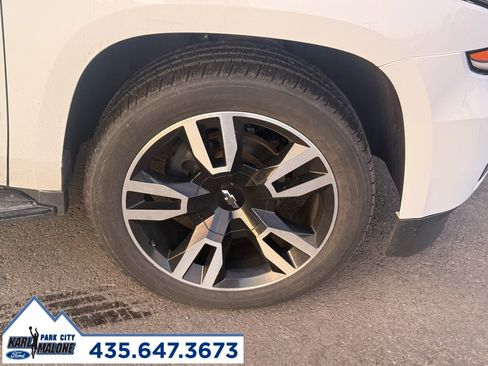 Used 2020 Chevrolet Suburban Premier image 7