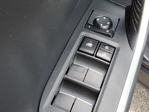 Used 2019 Toyota RAV4 Limited AWD/4WD image 14
