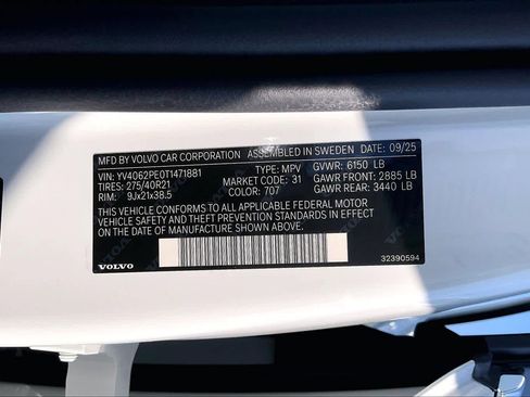 New 2026 Volvo XC90 B6 Plus w/ Protection Package Premier image 37