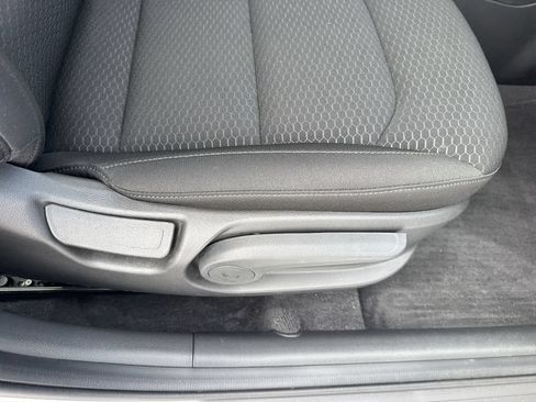 Used 2020 Hyundai Elantra Value Edition w/ Winter Weather Package FWD image 44